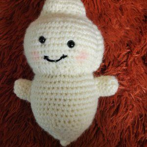 Crochet ghost, sooo adorable- perfect for all the Ghost themes!